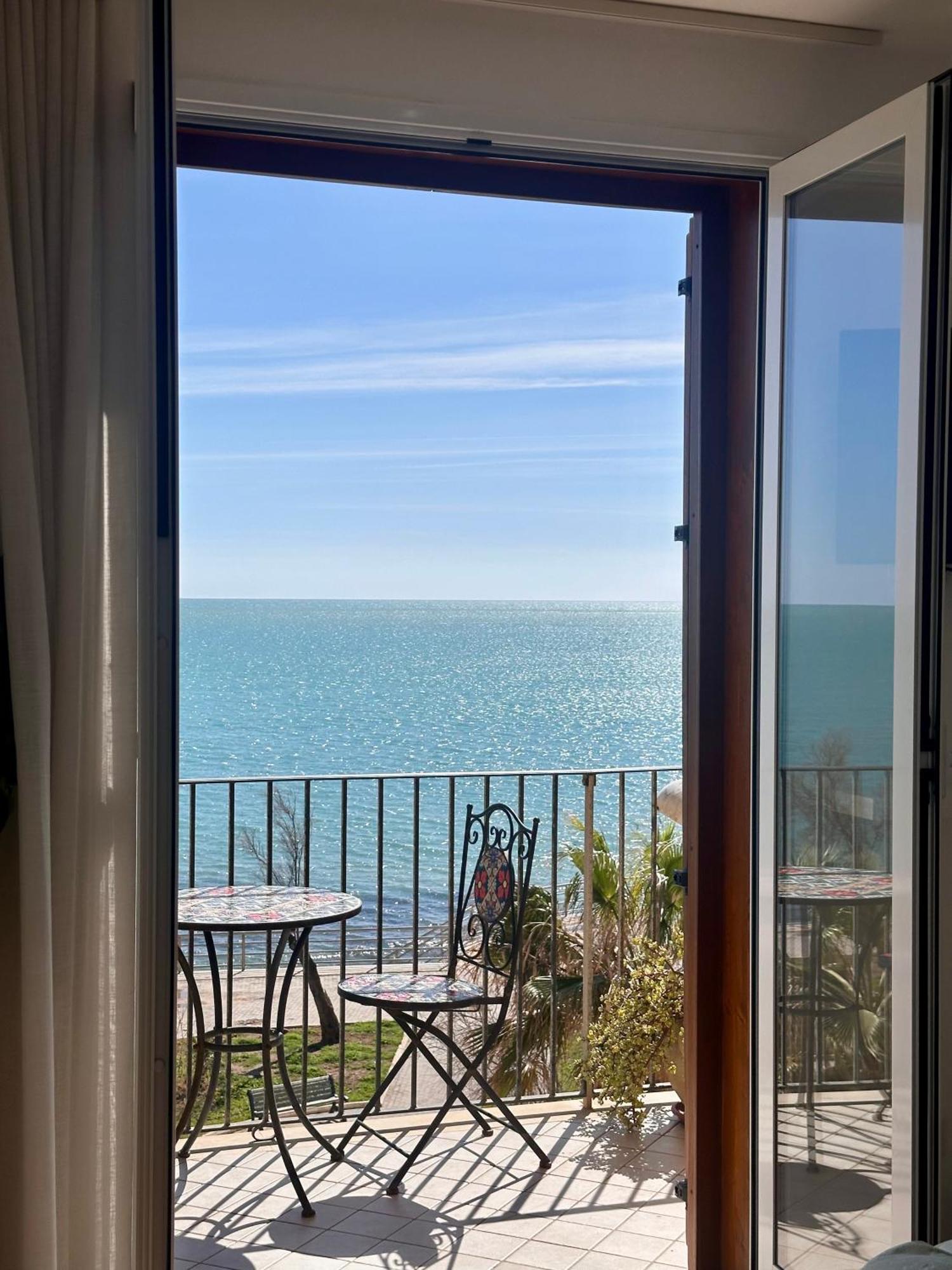 포쟐로 Vista D'Amare B&B 외부 사진